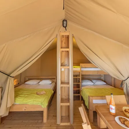 Vigna Maggiore Кемпинг 3*